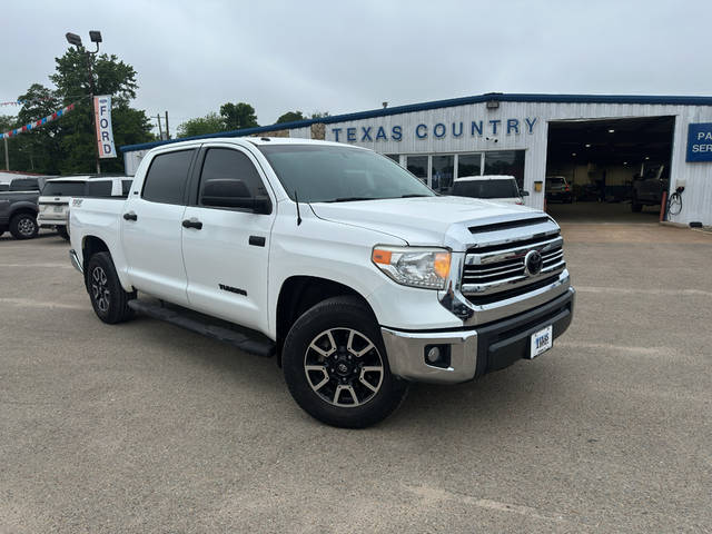 2017 Toyota Tundra SR5 4WD photo