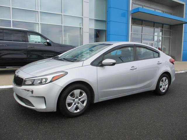 2017 Kia Forte LX FWD photo