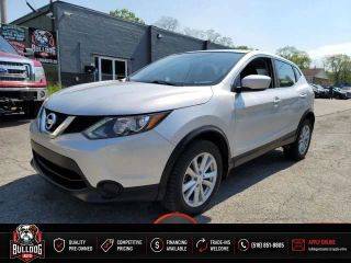 2017 Nissan Rogue Sport S AWD photo