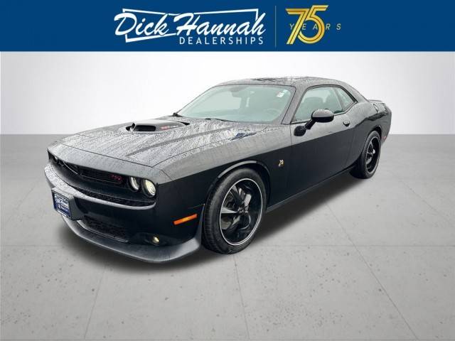 2018 Dodge Challenger 392 Hemi Scat Pack Shaker RWD photo