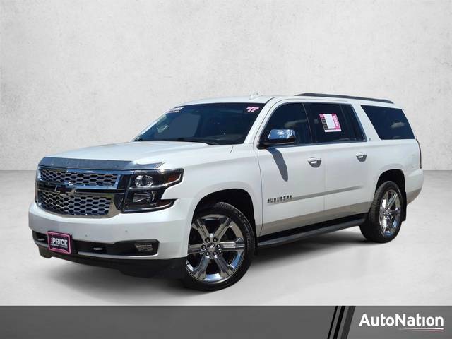 2017 Chevrolet Suburban LT 4WD photo