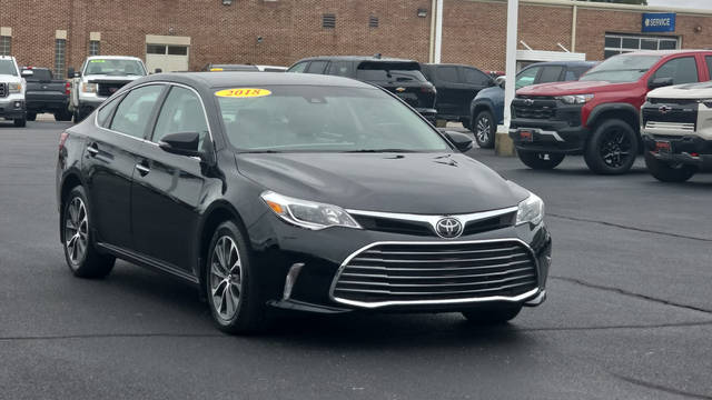 2018 Toyota Avalon XLE FWD photo