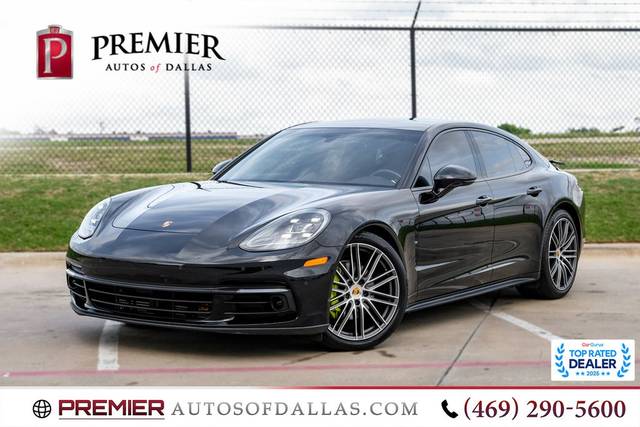 2018 Porsche Panamera 4 AWD photo