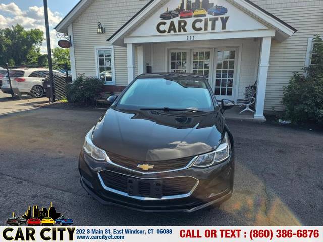 2018 Chevrolet Cruze LS FWD photo