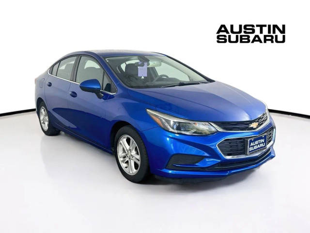 2017 Chevrolet Cruze LT FWD photo