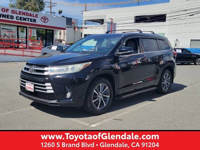 2017 Toyota Highlander XLE FWD photo