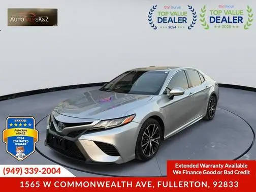 2018 Toyota Camry SE FWD photo