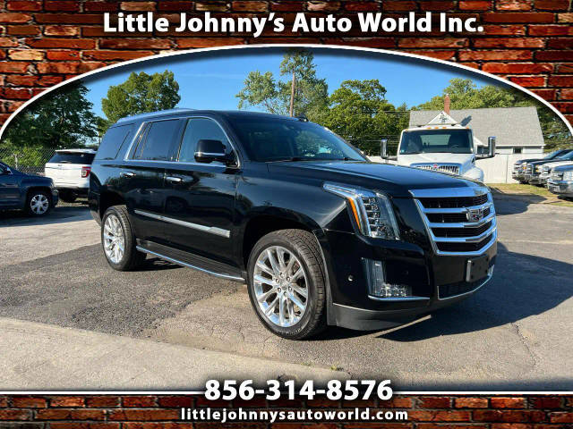 2017 Cadillac Escalade Luxury 4WD photo