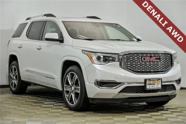 2018 GMC Acadia Denali AWD photo