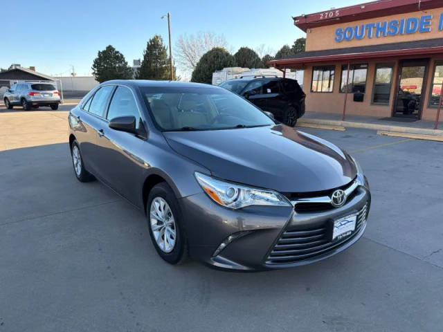 2015 Toyota Camry LE FWD photo