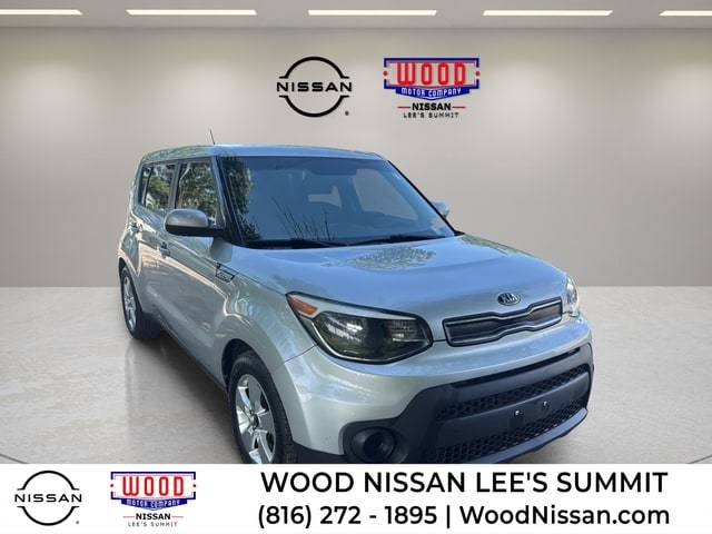 2017 Kia Soul Base FWD photo