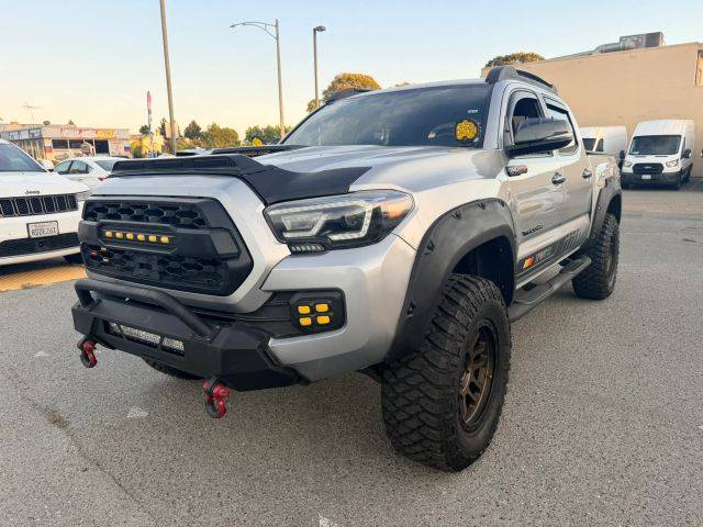 2017 Toyota Tacoma TRD Sport RWD photo