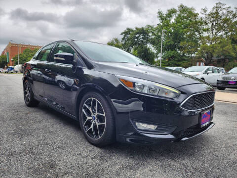 2017 Ford Focus SEL FWD photo