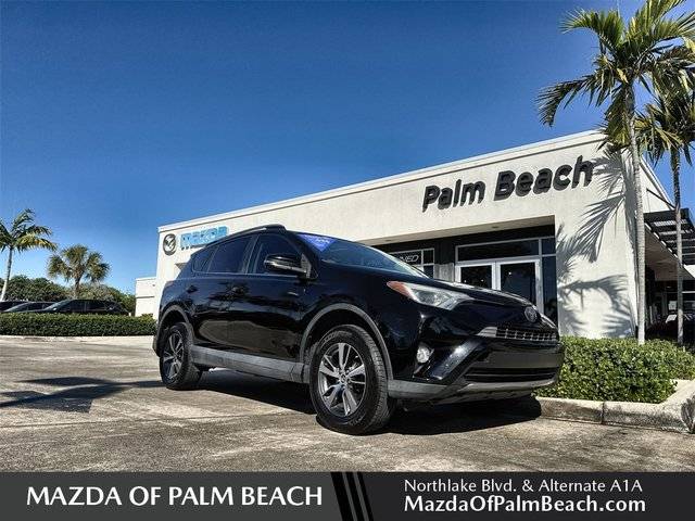 2017 Toyota RAV4 XLE FWD photo