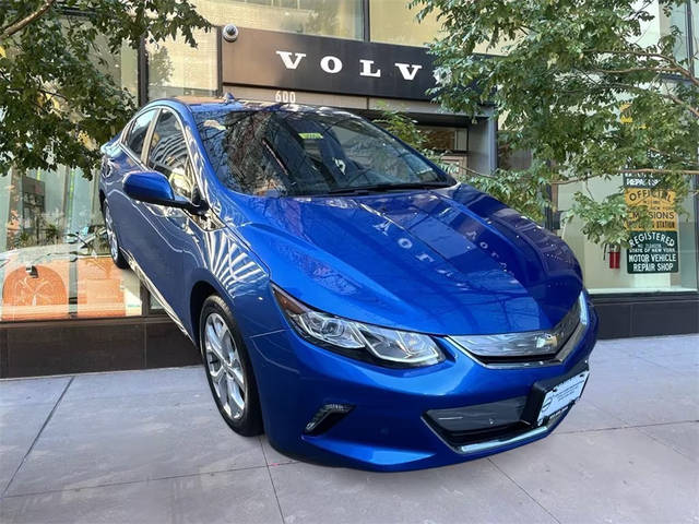 2018 Chevrolet Volt Premier FWD photo