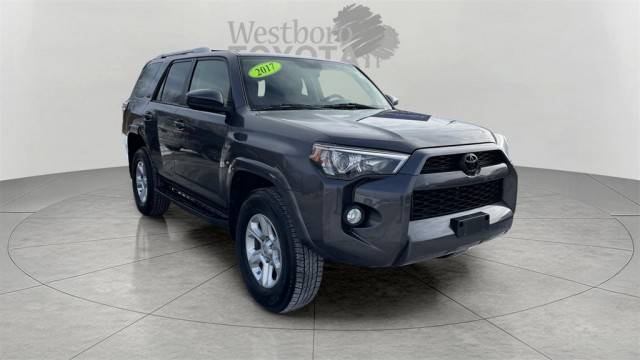 2017 Toyota 4Runner SR5 4WD photo