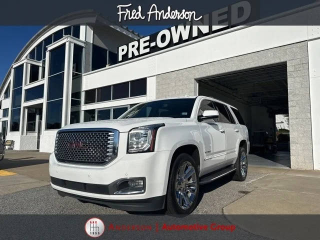 2017 GMC Yukon SLT RWD photo