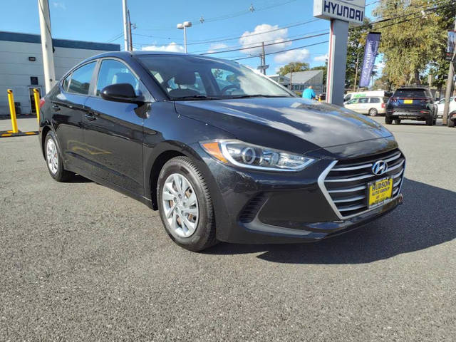 2018 Hyundai Elantra SE FWD photo