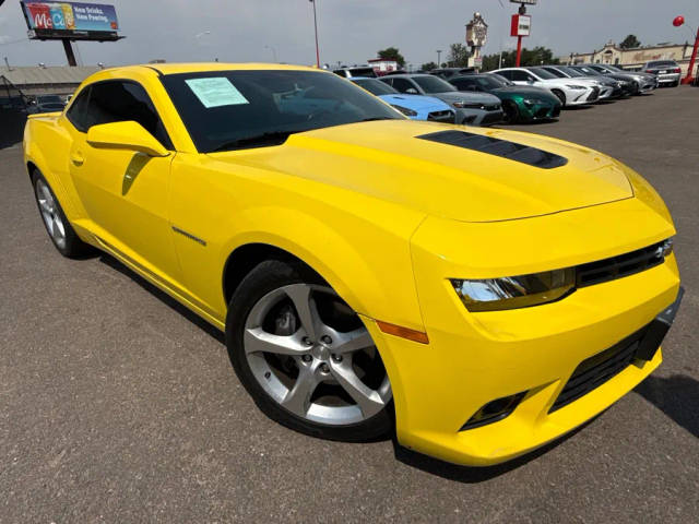 2015 Chevrolet Camaro SS RWD photo