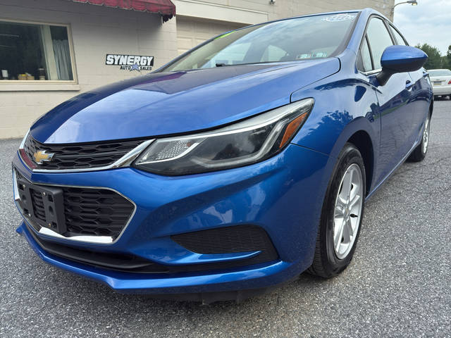 2018 Chevrolet Cruze LT FWD photo