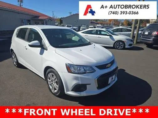 2017 Chevrolet Sonic LT FWD photo