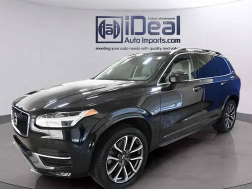 2018 Volvo XC90 Momentum AWD photo