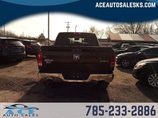 2017 Ram 1500 Big Horn 4WD photo