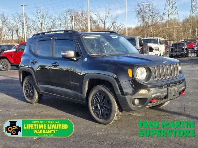 2017 Jeep Renegade Deserthawk 4WD photo