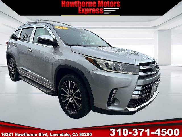 2017 Toyota Highlander SE FWD photo