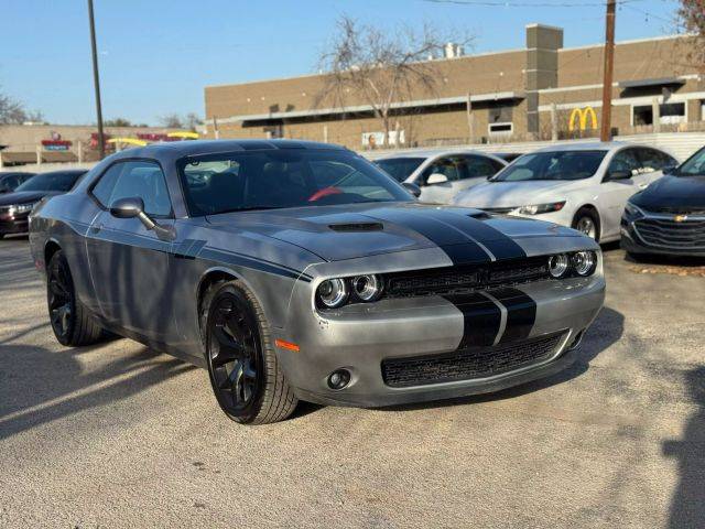 2015 Dodge Challenger SXT Plus RWD photo
