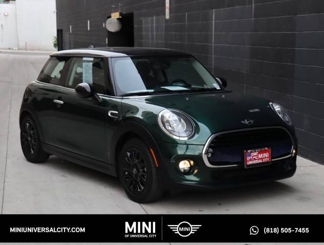 2018 MINI Hardtop 2 Door Cooper FWD photo