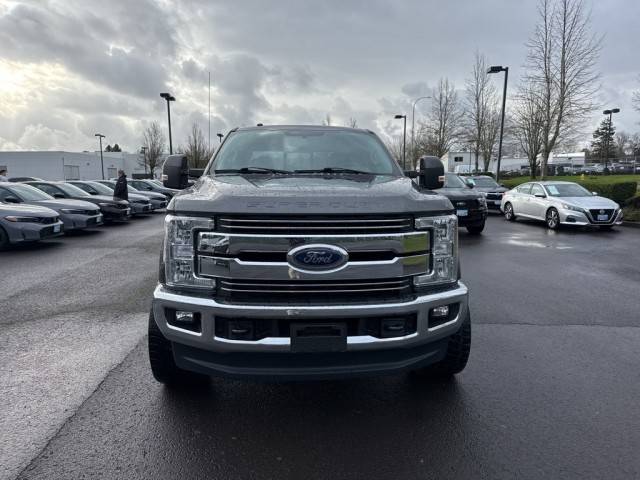 2017 Ford F-250 Super Duty Lariat 4WD photo
