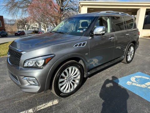 2017 Infiniti QX80  4WD photo