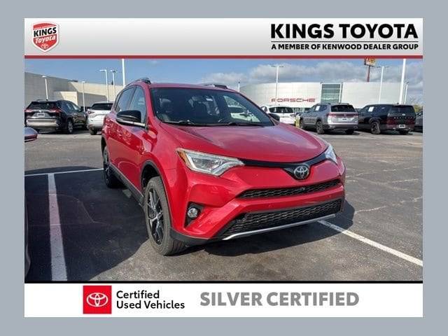 2017 Toyota RAV4 SE AWD photo