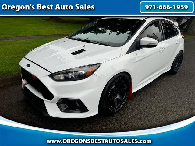 2017 Ford Focus ST FWD photo