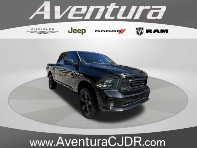 2017 Ram 1500 Express 4WD photo