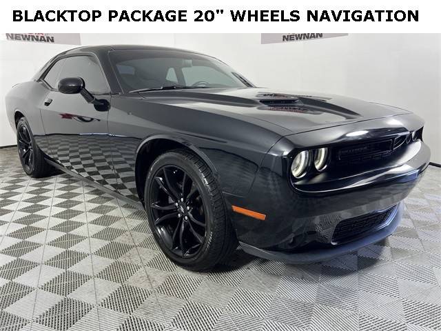 2018 Dodge Challenger SXT RWD photo