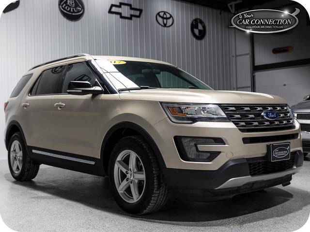 2017 Ford Explorer XLT 4WD photo