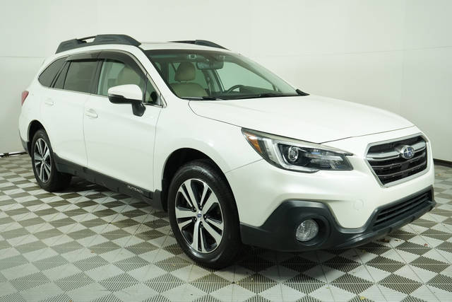 2018 Subaru Outback Limited AWD photo