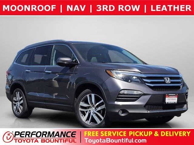 2017 Honda Pilot Elite AWD photo