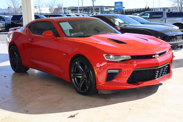 2018 Chevrolet Camaro 2SS RWD photo