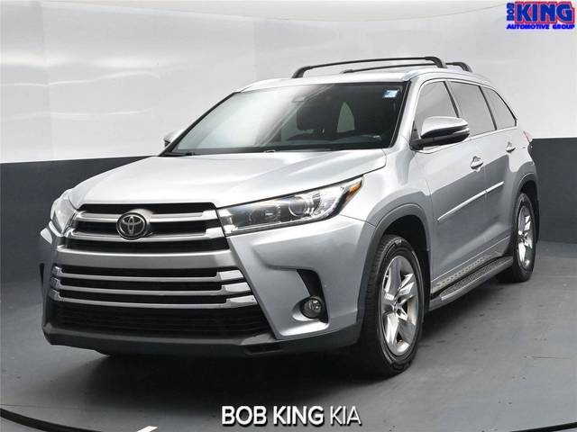 2017 Toyota Highlander Limited AWD photo