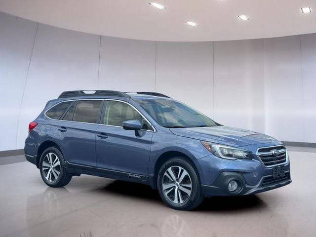 2018 Subaru Outback Limited AWD photo