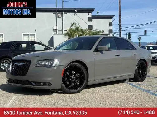 2018 Chrysler 300 300S RWD photo