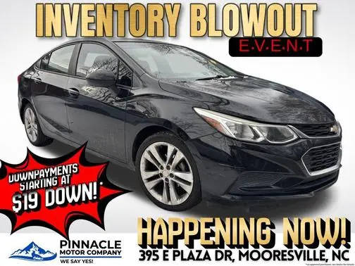 2018 Chevrolet Cruze LS FWD photo