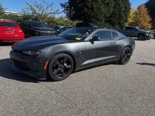 2018 Chevrolet Camaro 1LT RWD photo