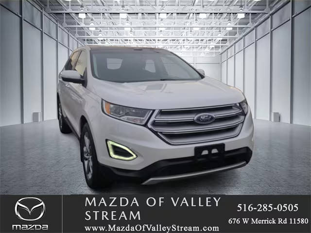 2017 Ford Edge Titanium AWD photo