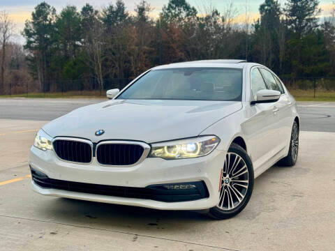 2018 BMW 5 Series 530i RWD photo