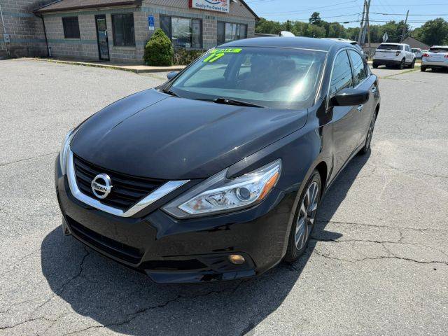 2017 Nissan Altima 2.5 SV FWD photo