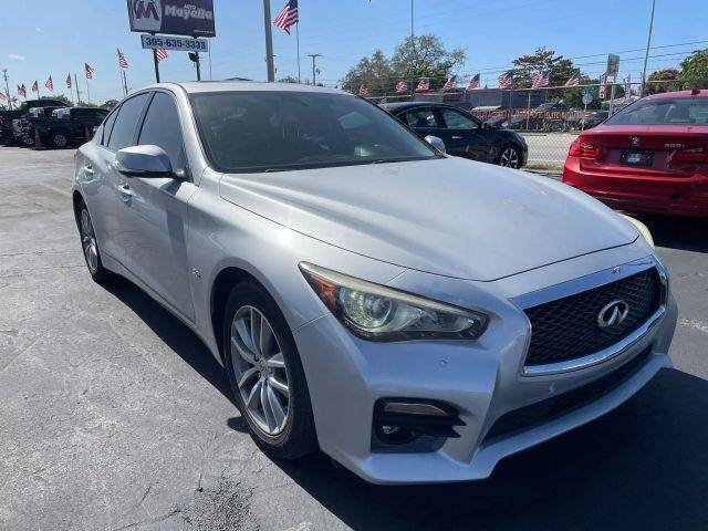 2017 Infiniti Q50 3.0t Premium AWD photo